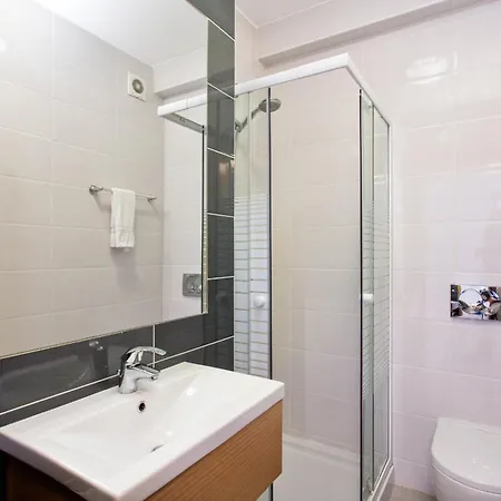 Sunny 3 With Pool By Homing 公寓