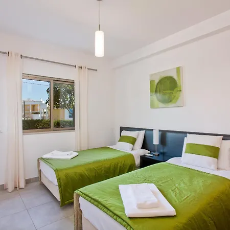 Appartement Sunny 3 With Pool By Homing